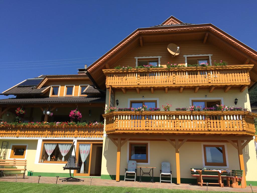 Landhaus Seeblick Otel Millstatt Dış mekan fotoğraf