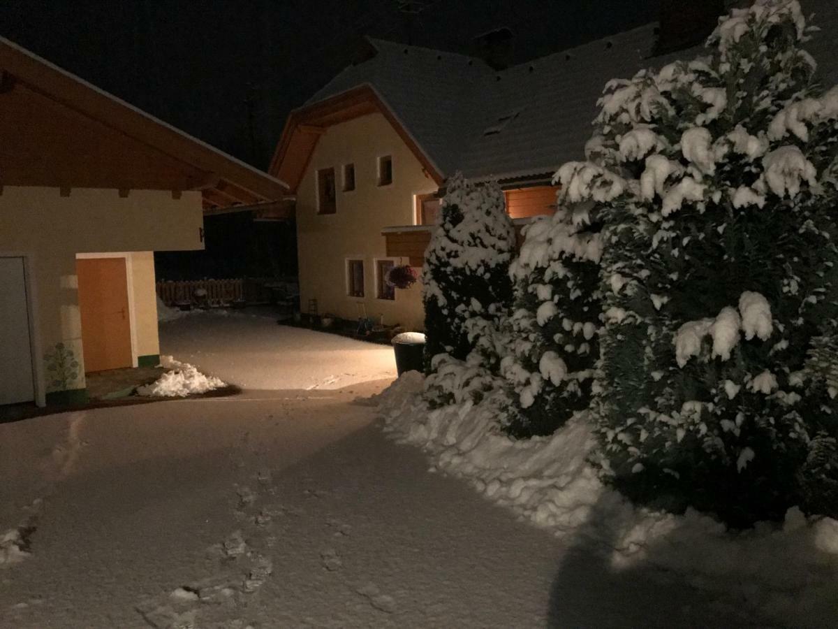 Landhaus Seeblick Otel Millstatt Dış mekan fotoğraf